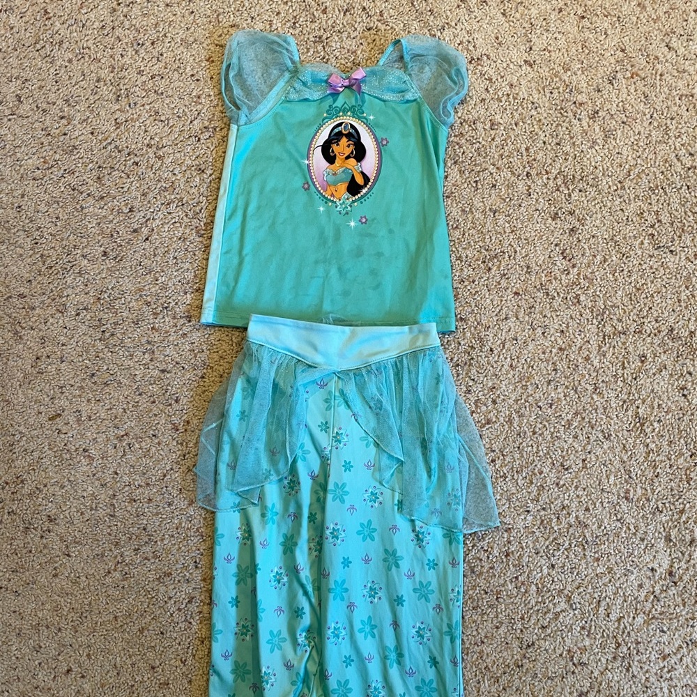 Jasmine pajama set 5t